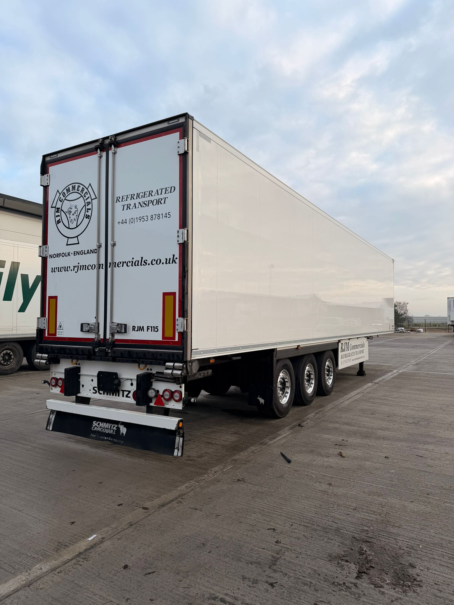 Choice available 2021 Schmitz Cargobull 26 pallet refrigerated trailers.