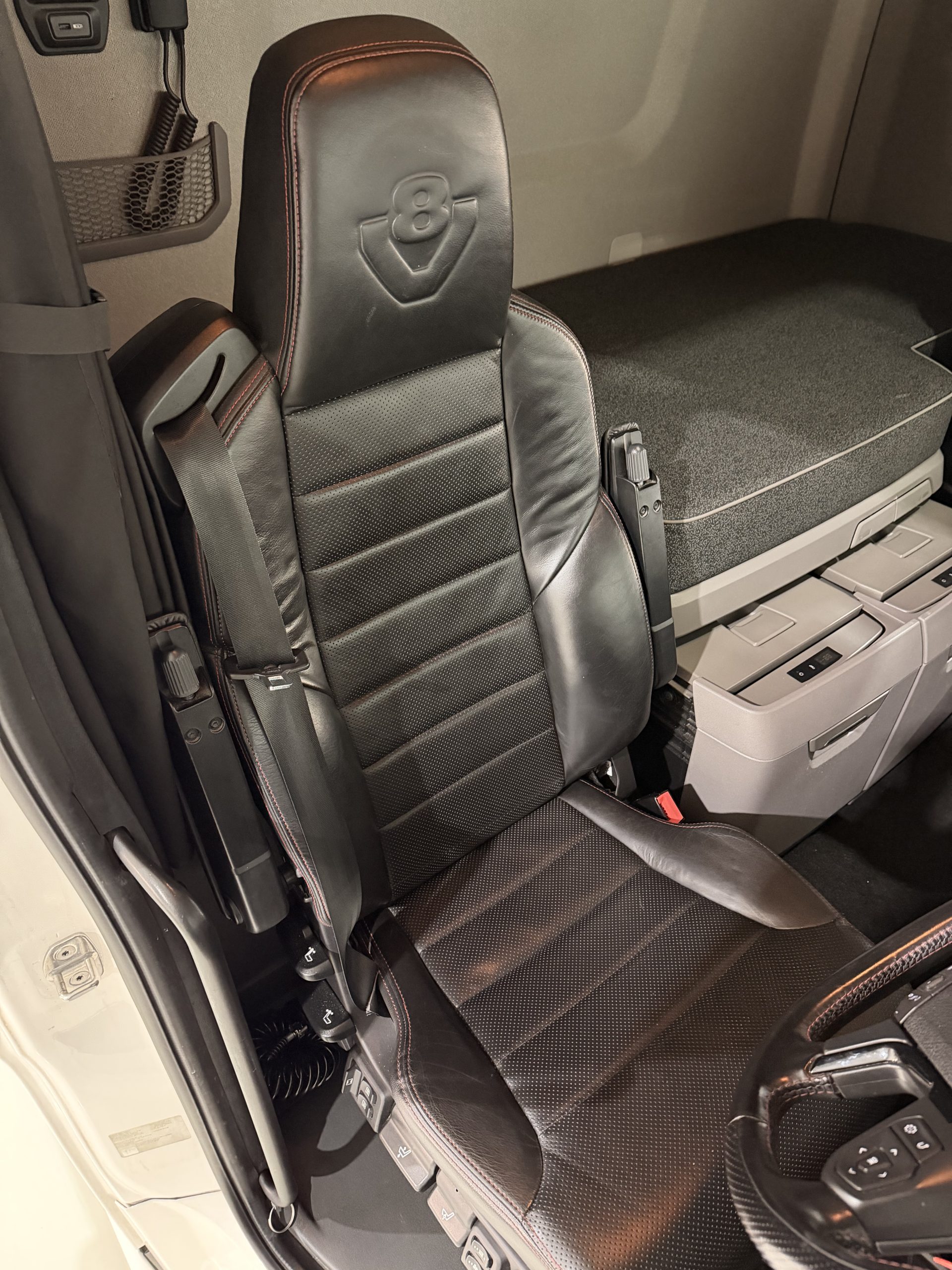 2024 (74) Scania 660S 6×2/4 M/lift